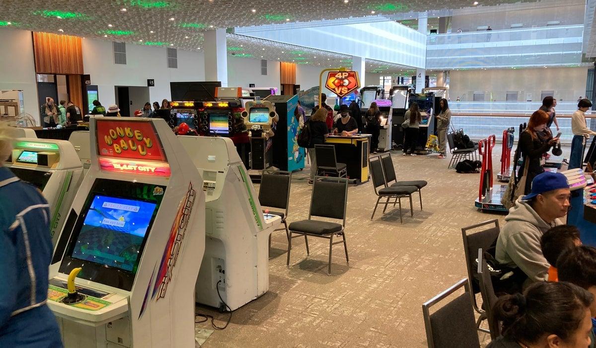 Japanese Freeplay Arcade