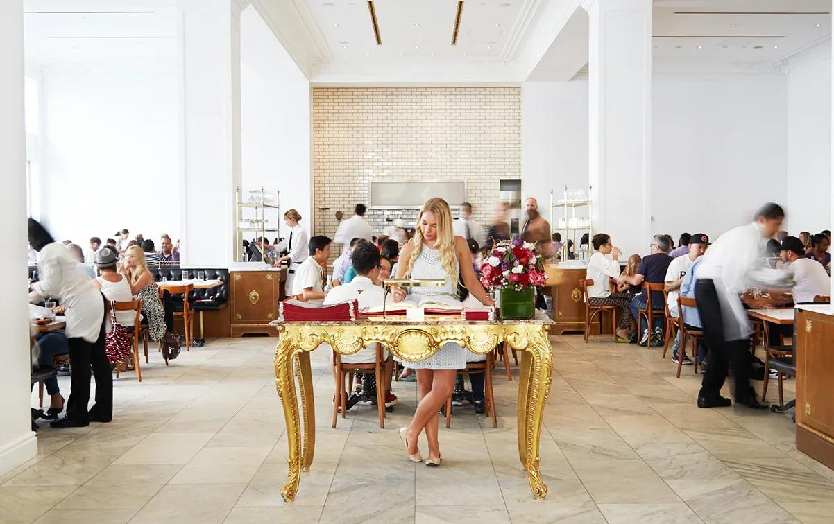 Photograph of interior of Bottega Louie