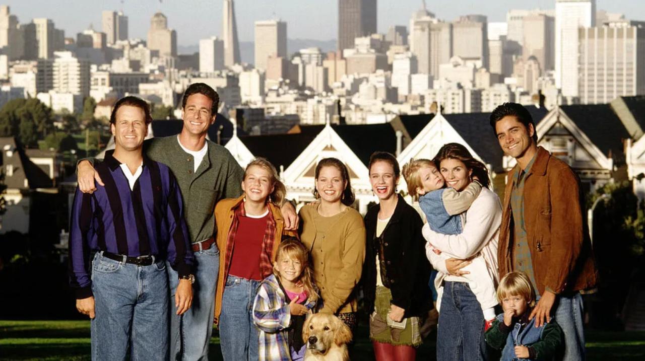 A promotional image of the cast of Full House