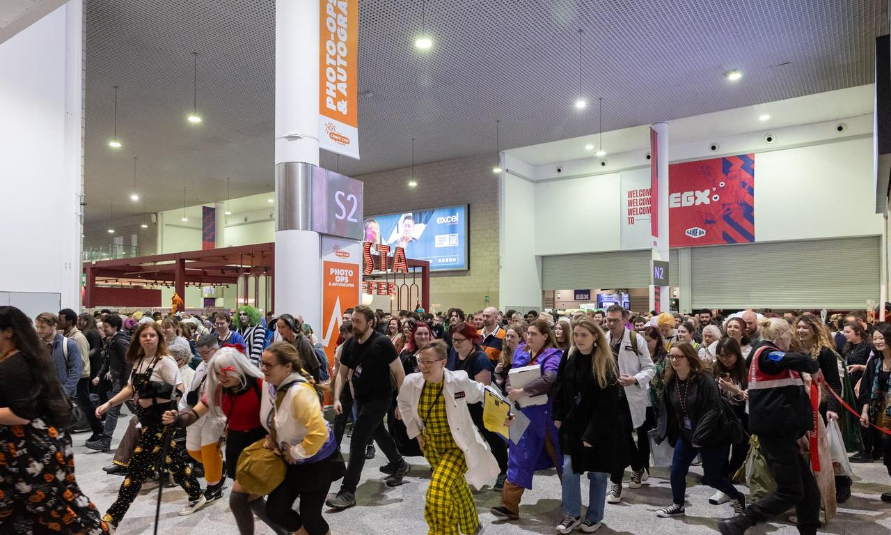 MCM London Crowd