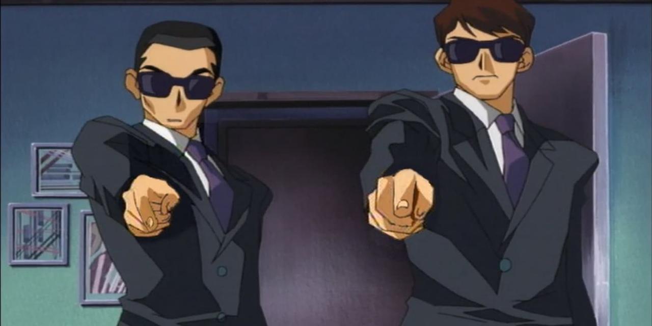 Goons pointing fingers at Kaiba