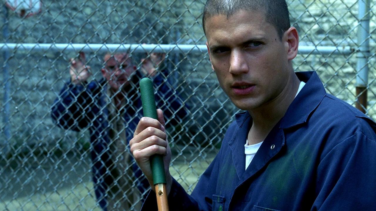 A still of Wentworth Miller and Dominic Purcell in Prison Break