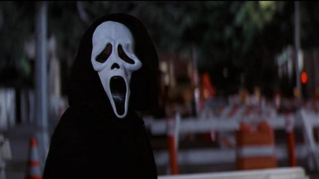 Ghostface in Scream 2