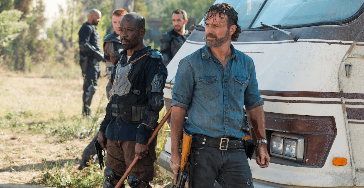 Lennie James as Morgan Jones, Andrew Lincoln as Rick Grimes - The Walking Dead _ Season 7, Episode 16