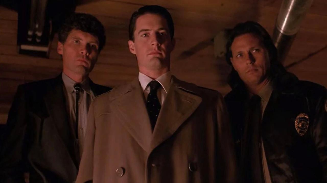 A still from Twin Peaks with Ed, Cooper, and Hawk