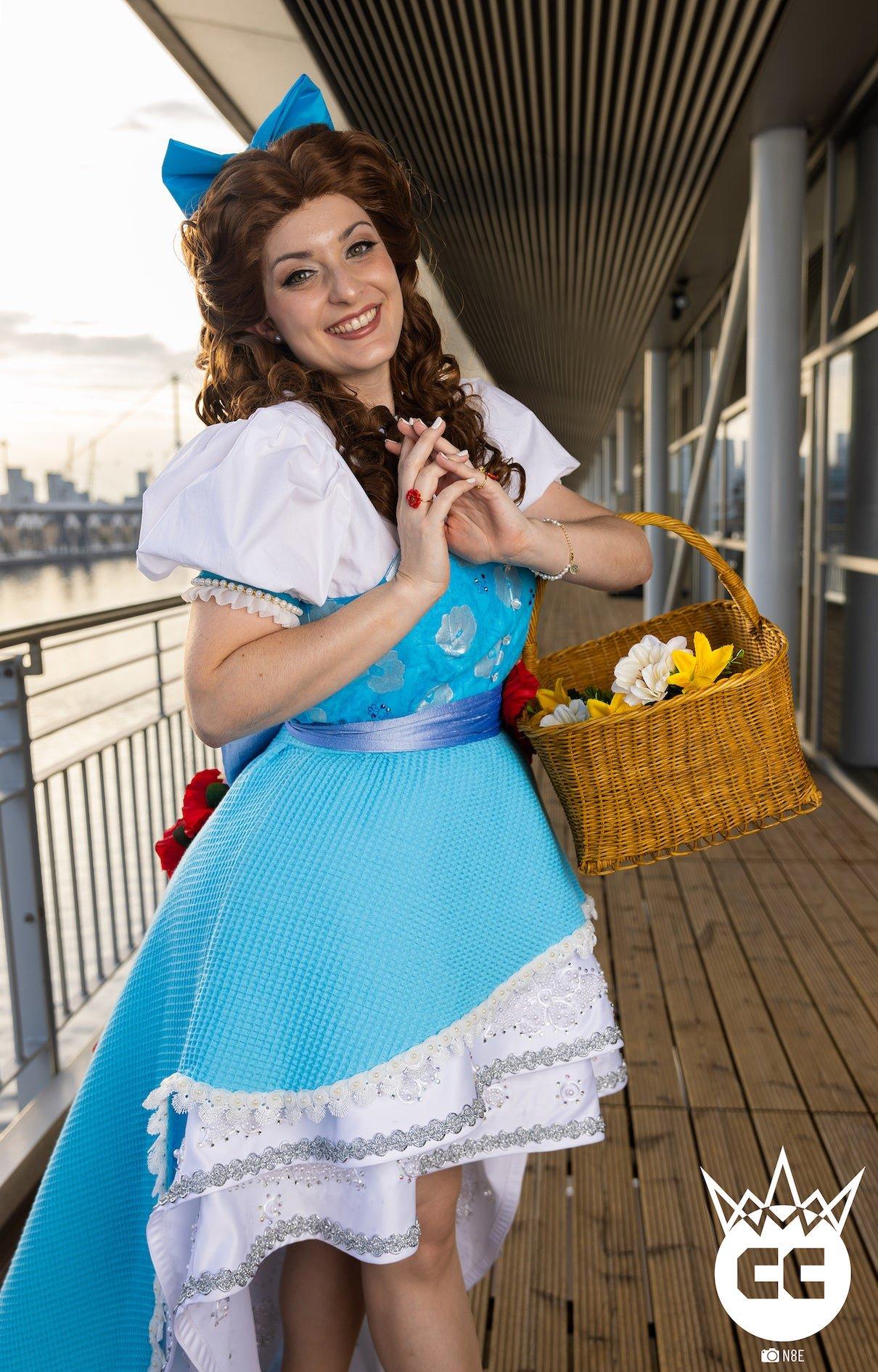 Usagitxo as Dorothy from The Wizard of Oz