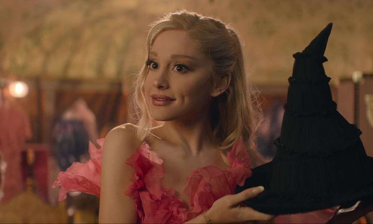 Ariana Grande As Glinda In Wicked