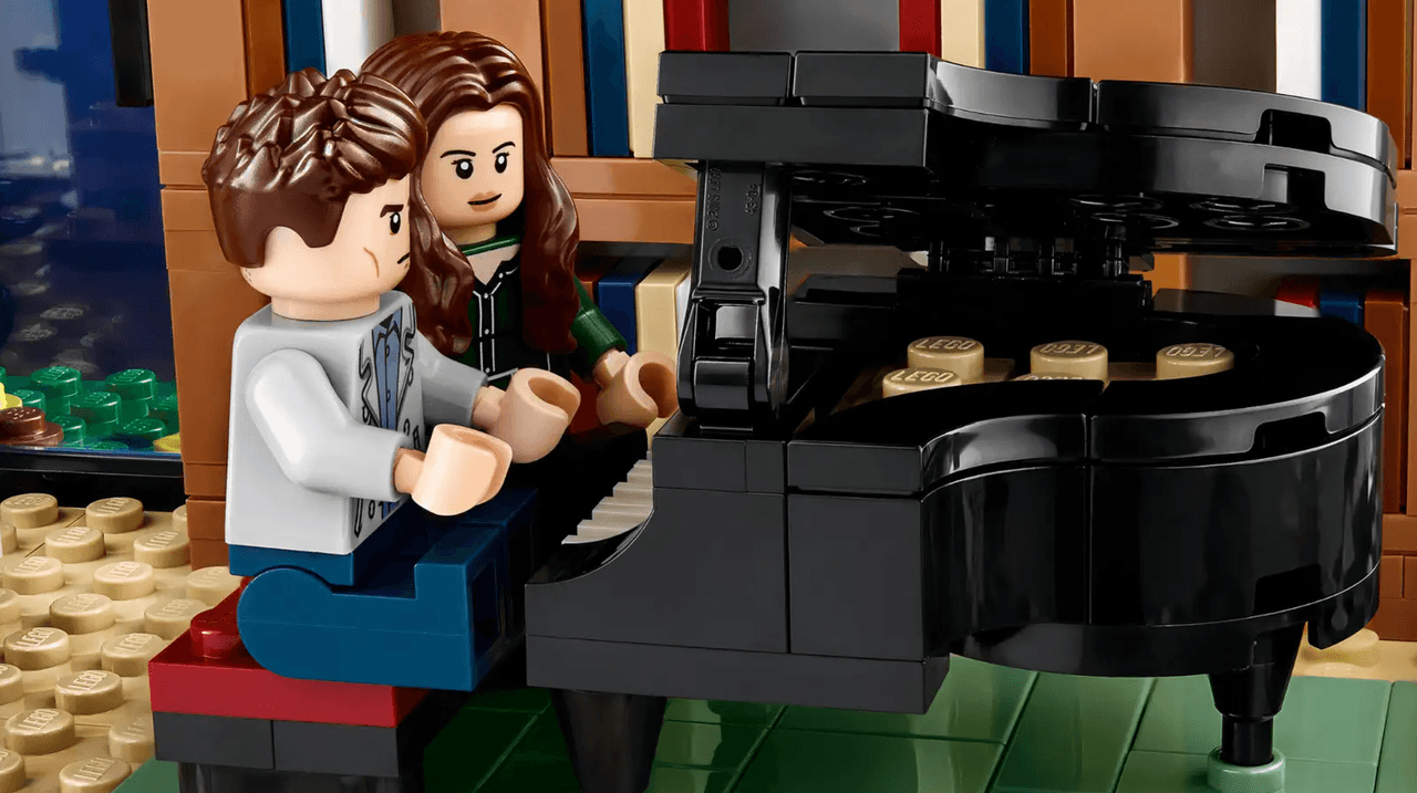 Twilight: The Cullen House LEGO Ideas set
